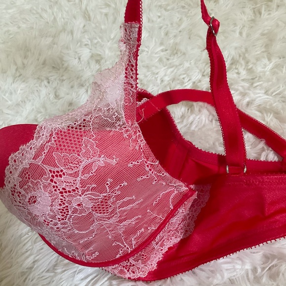Red with lace push up demi bra - Picture 3 of 6